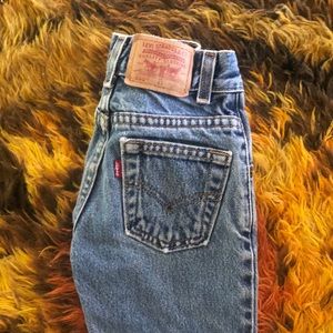 Vintage 80-90’s kids slim fit Levi 550’s